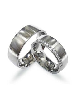 Breite und schwereTrauringe in Platin 950 mit vielen Diamanten (CEL139)
